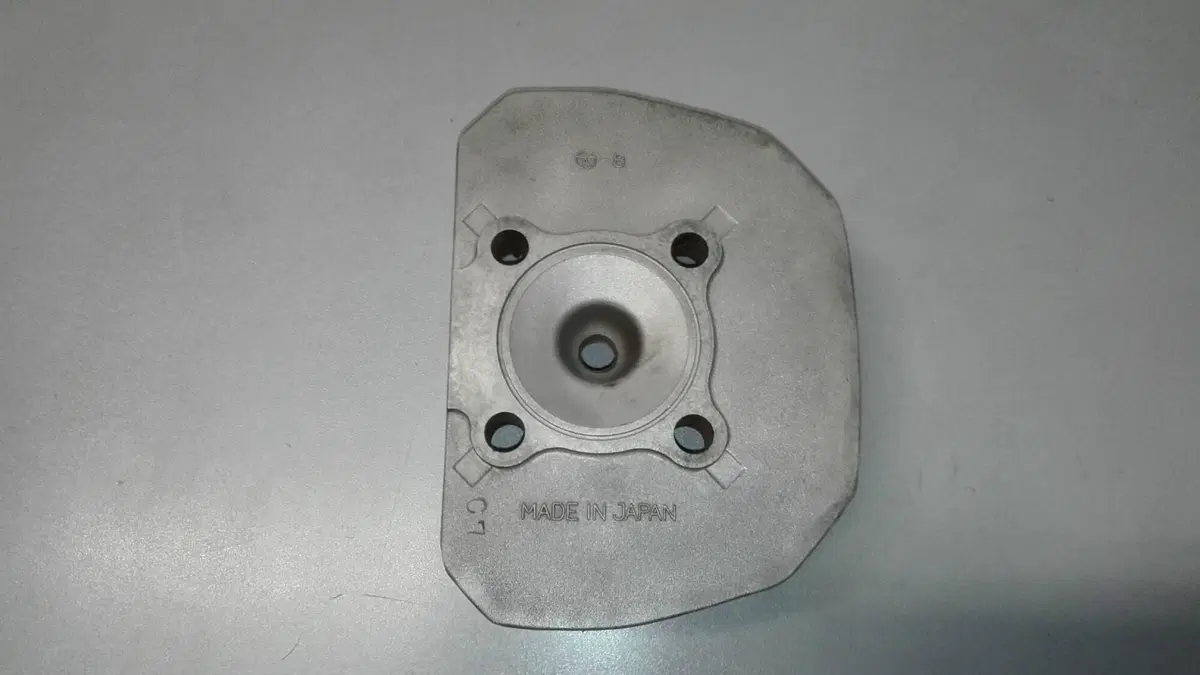 TESTA SX/DX KAWASAKI 500 H1 MACH3 (5)