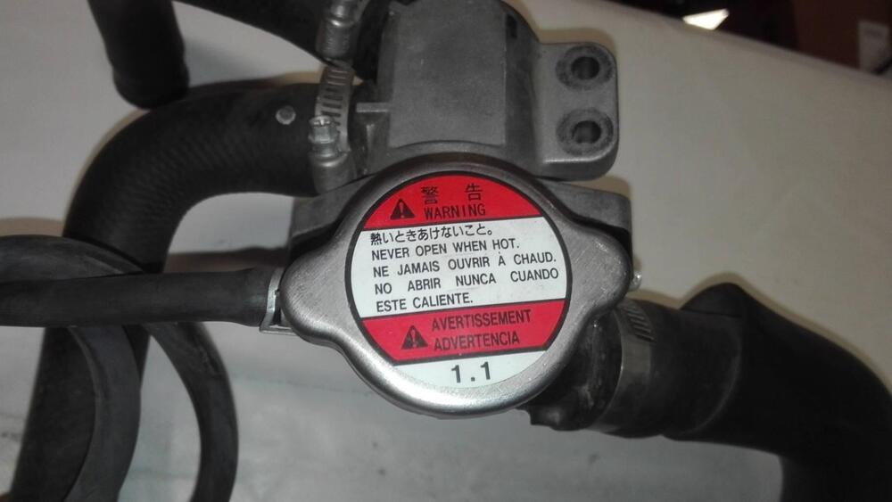 Valvola termostatica Suzuki Bandit 650 (3)