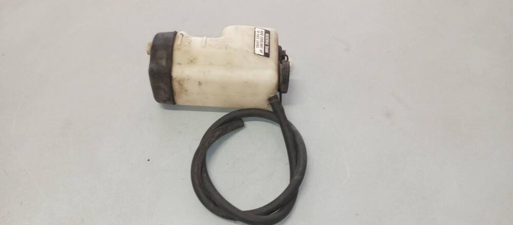 VASO ESPANSIONE RADIATORE HONDA VF750C RC07 (3)