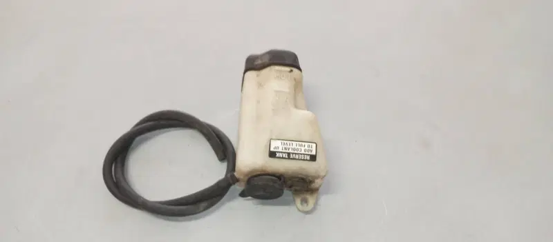 VASO ESPANSIONE RADIATORE HONDA VF750C RC07 (4)