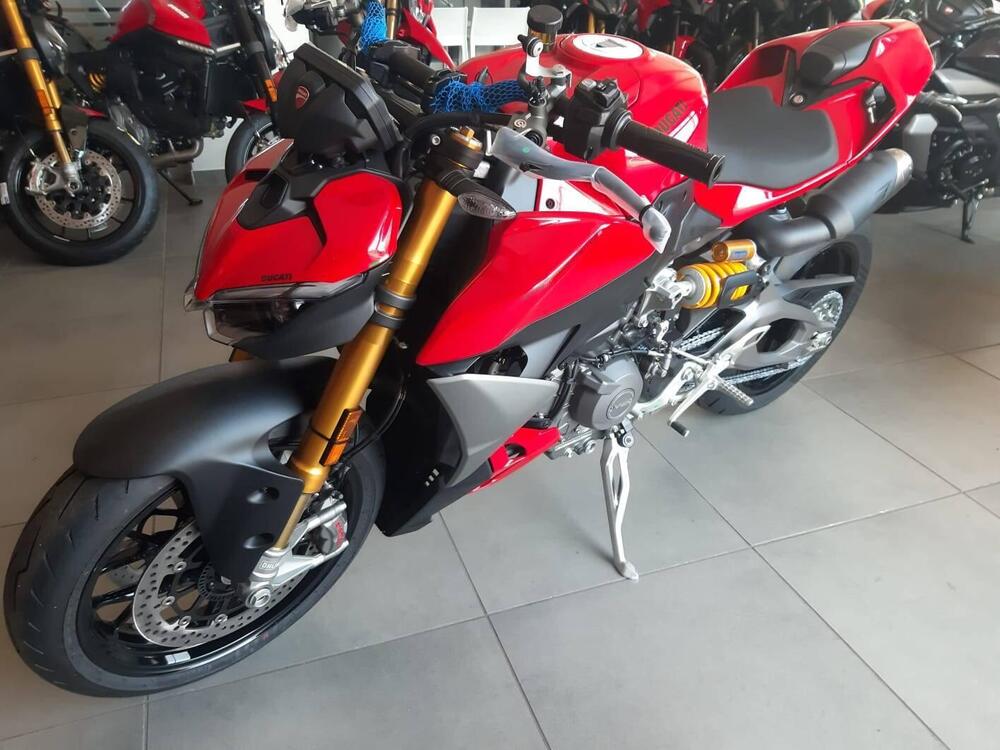 Ducati Streetfighter V2 S (2025) (3)