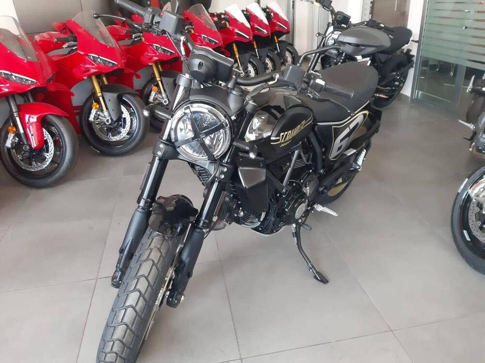 Ducati Scrambler 800 Full Throttle (2025) (3)