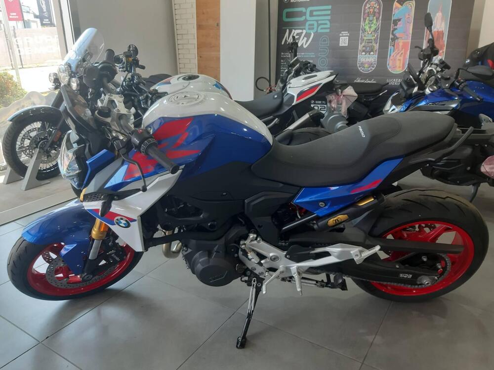 Bmw F 900 R (2025) (2)