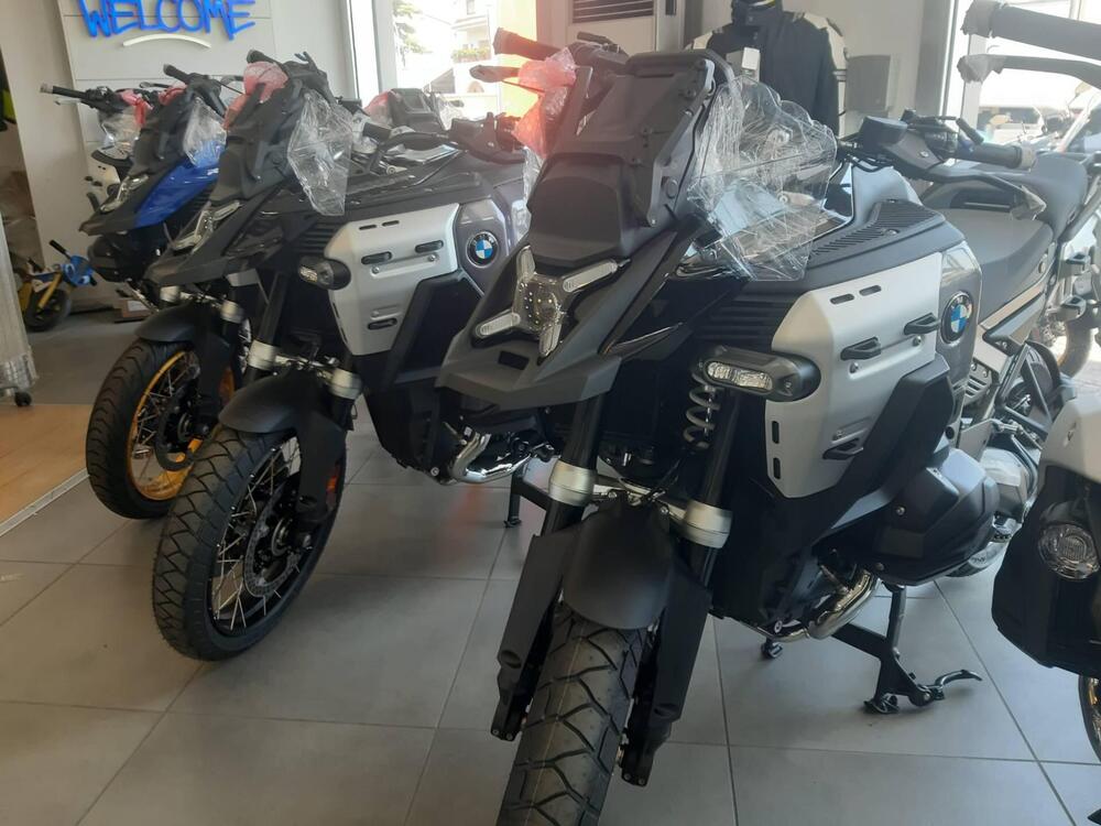 Bmw R 1300 GS Adventure (2025) (2)