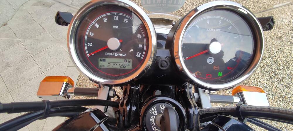 Royal Enfield Interceptor 650 (2021 - 25) (5)