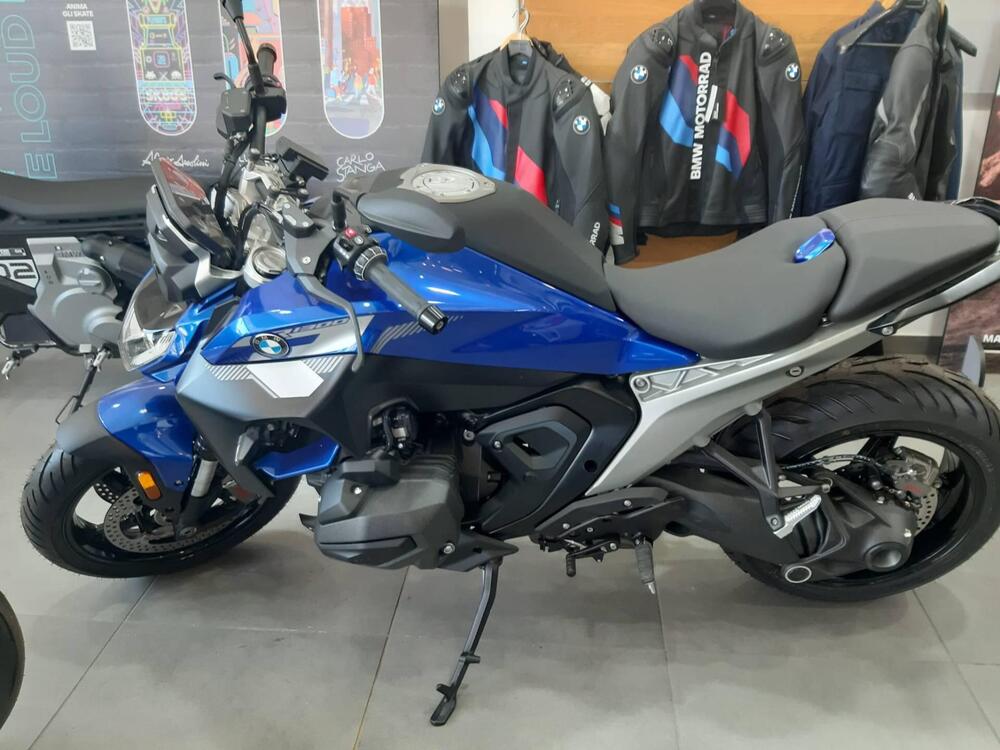 Bmw R 1300 R (2026) (2)