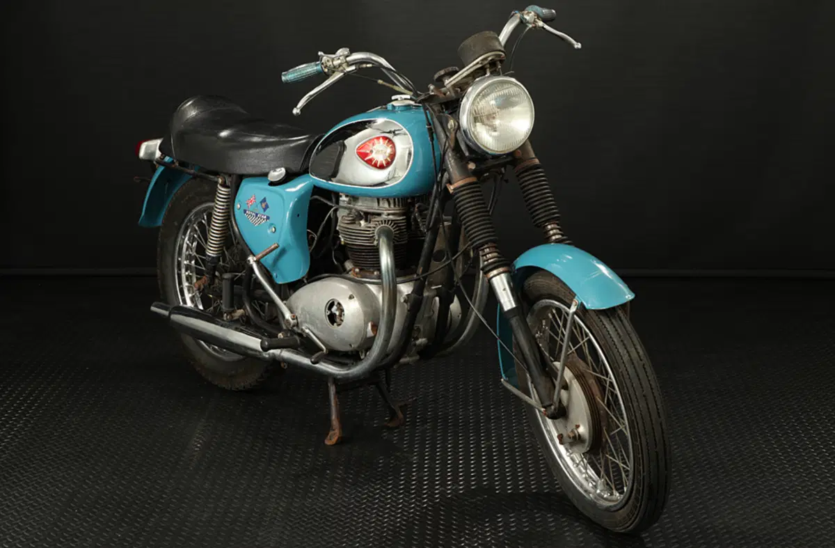 Billy Joel chiude tutto: in vendita la sua leggendaria collezione di moto [GALLERY] (11)