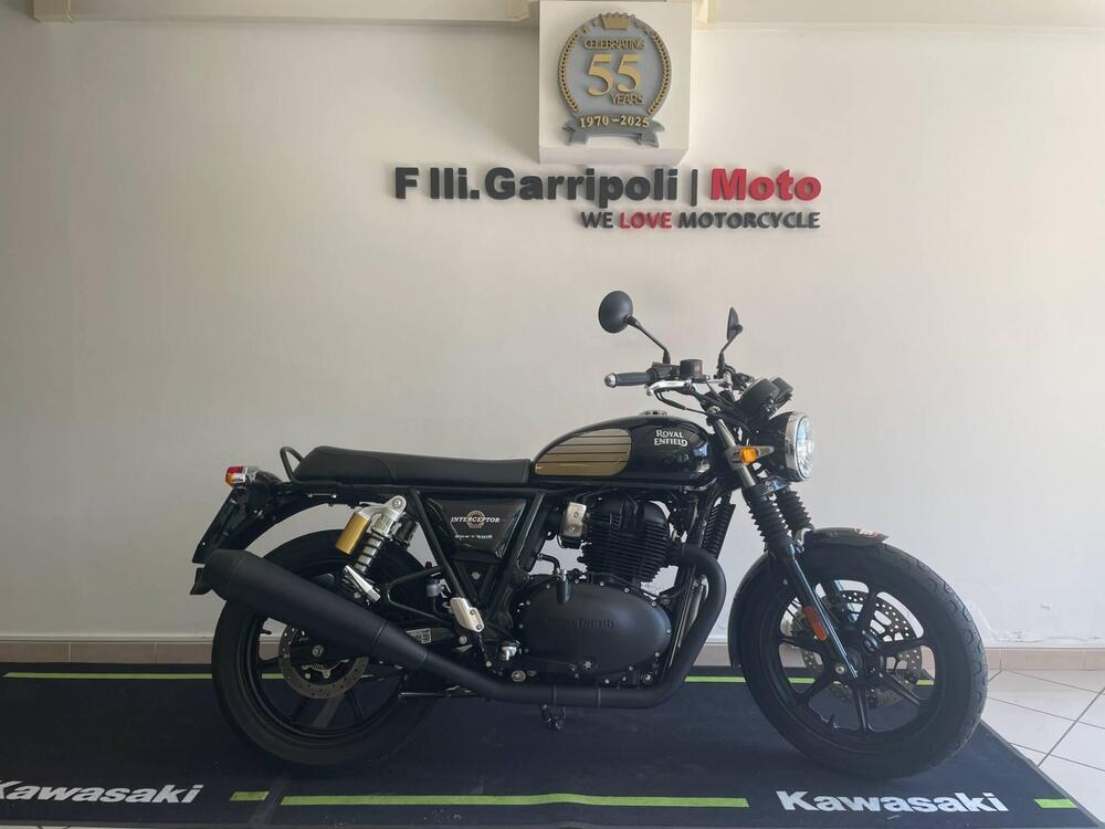 Royal Enfield Interceptor 650 (2021 - 25) (2)