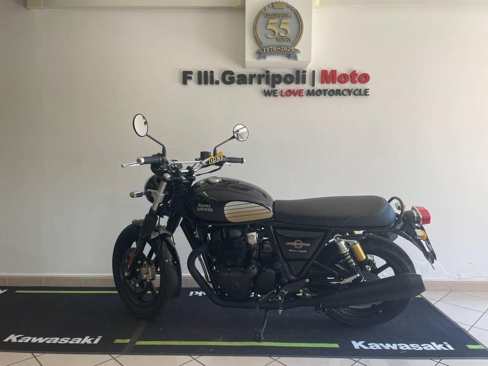 Royal Enfield Interceptor 650 (2021 - 25)