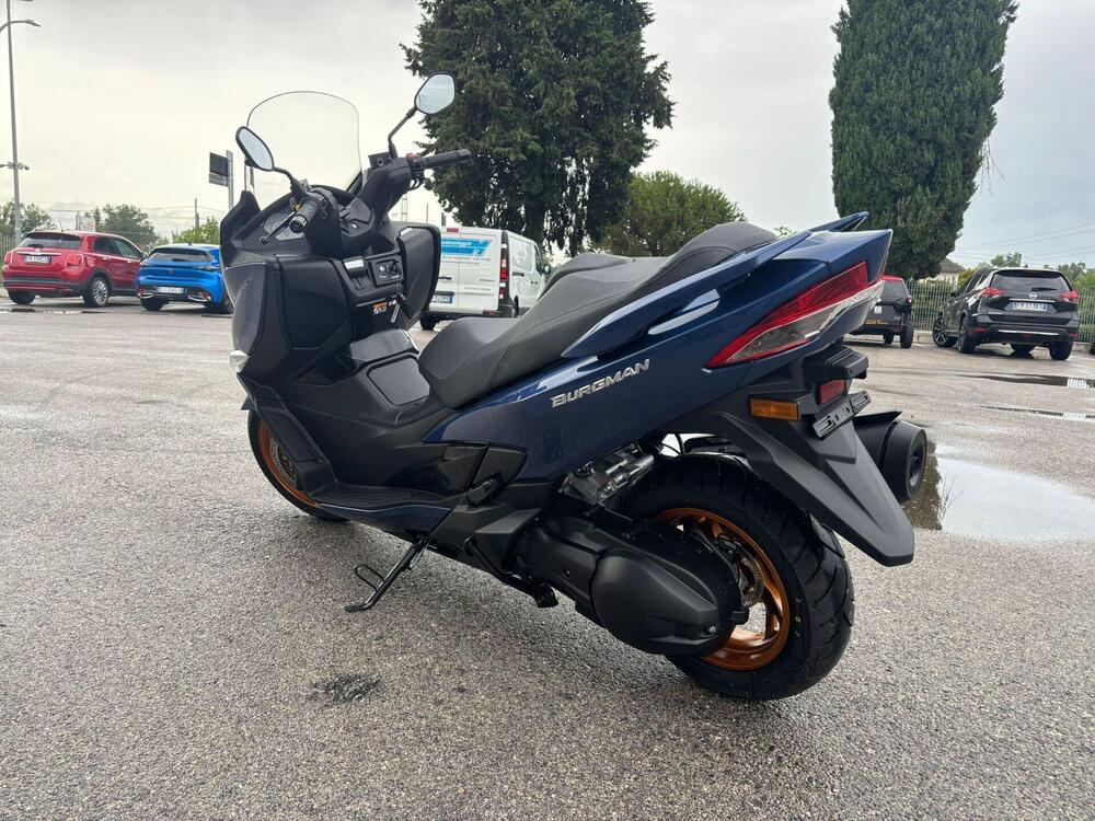 Suzuki Burgman 400 (2025) (4)