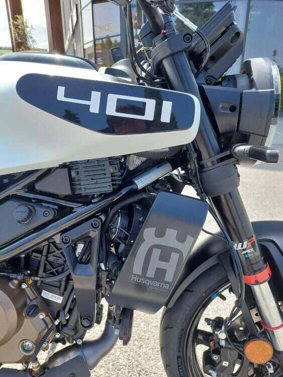 Husqvarna Svartpilen 401 (2024 - 25) (4)