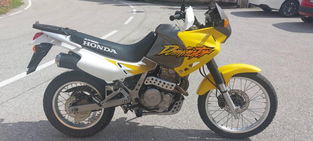 Honda NX 650 DOMINATOR