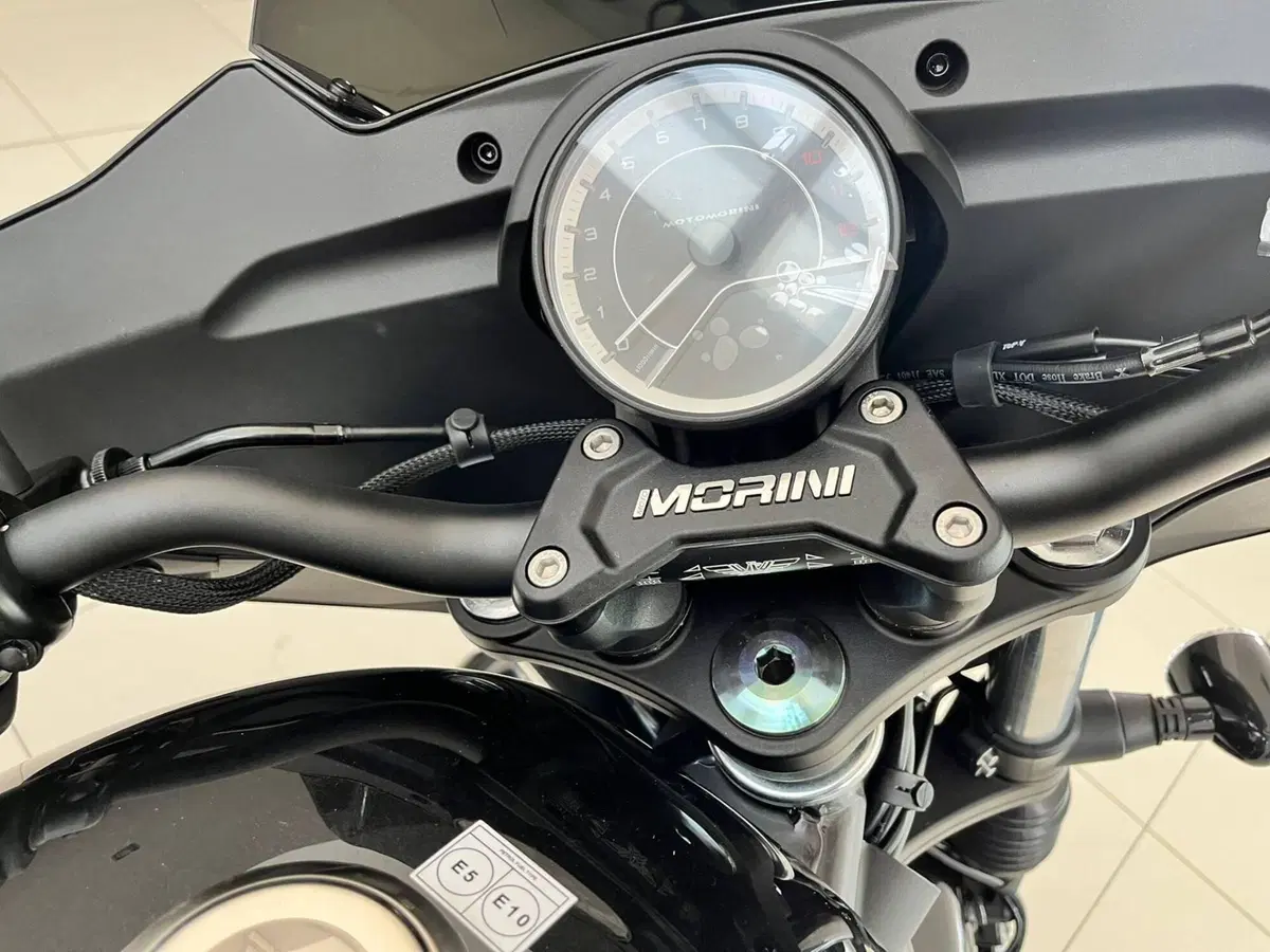 Moto Morini Calibro Bagger (2024 - 26) (4)
