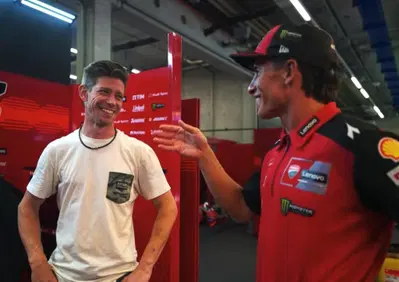 MotoGP 2025. Tutto quel che pensa Casey Stoner di Marc Marquez: Se l'avrei battuto? Quello di ora no