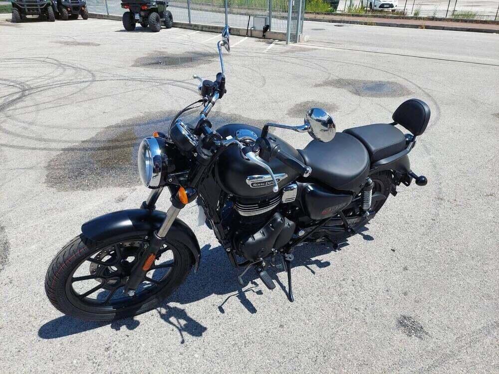 Royal Enfield Meteor 350 Aurora (2024 - 25) (4)