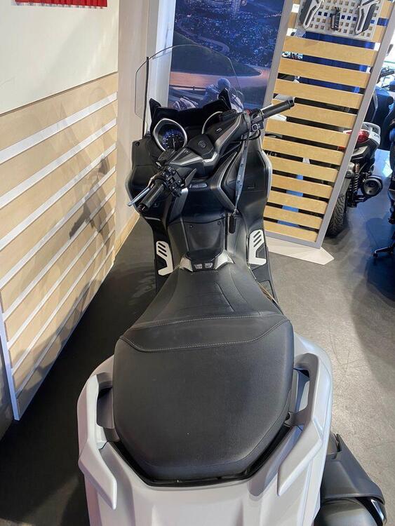 Yamaha T-Max 530 (2017 - 19) (2)