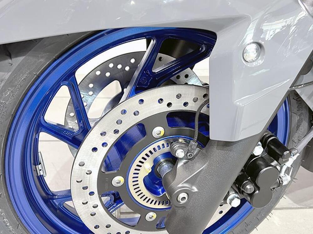 Suzuki Burgman 400 (2022 - 24) (4)