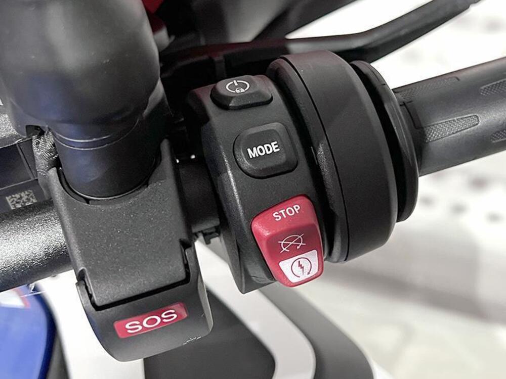 Bmw R 1300 GS Adventure (2025) (4)