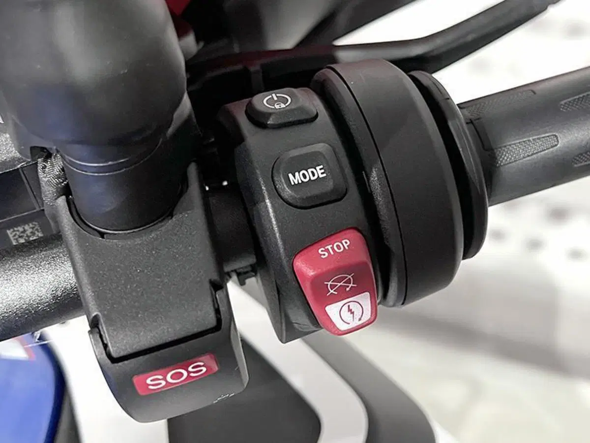 Bmw R 1300 GS Adventure (2025 - 26) (4)