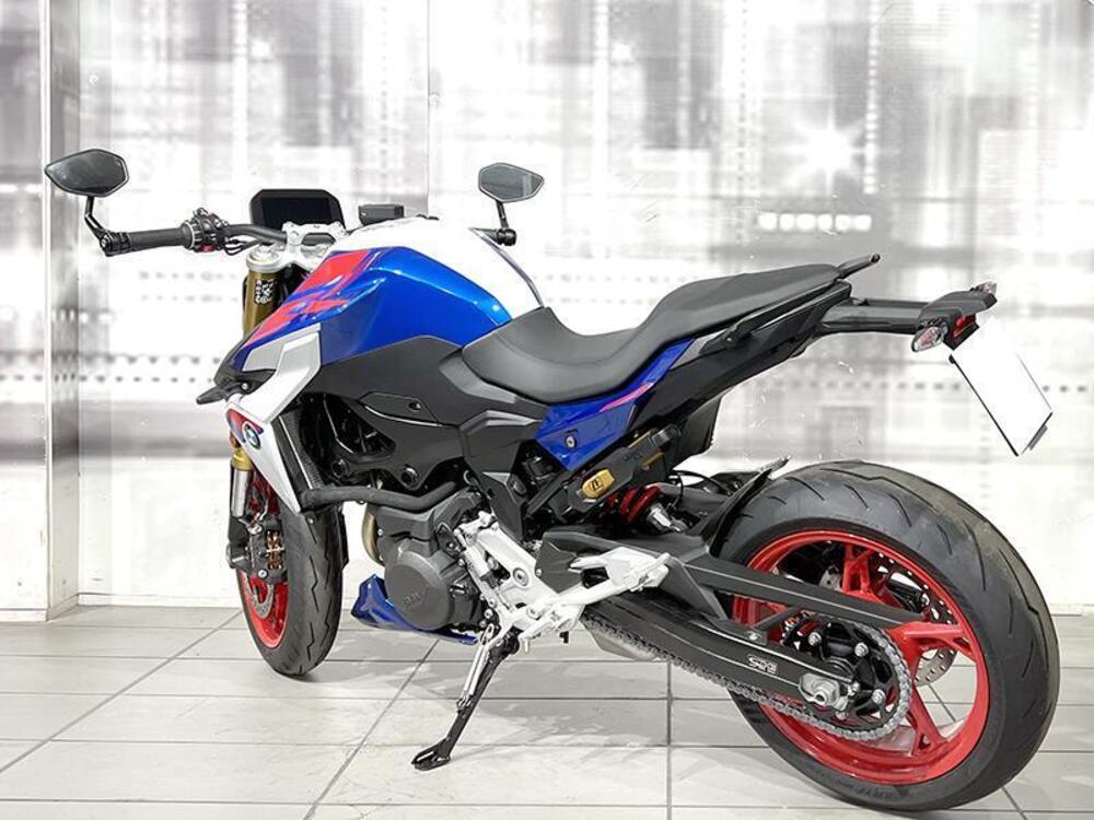 Bmw F 900 R (2025) (2)