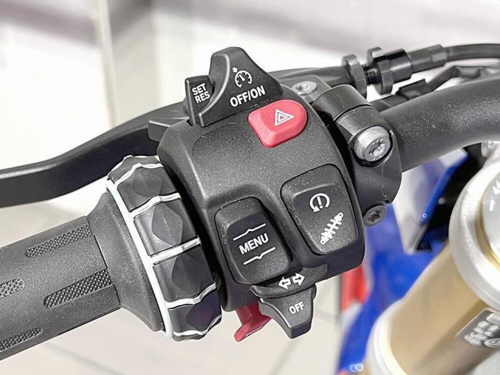 Bmw F 900 R (2025) (3)