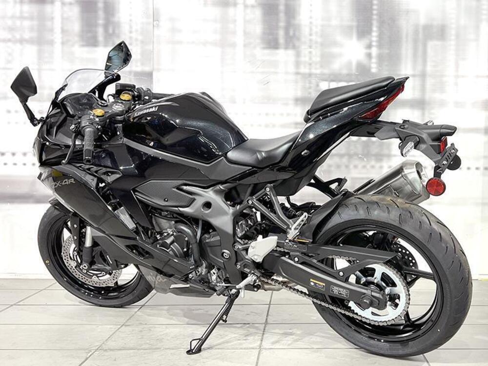 Kawasaki Ninja ZX-4R (2024 - 26) (2)
