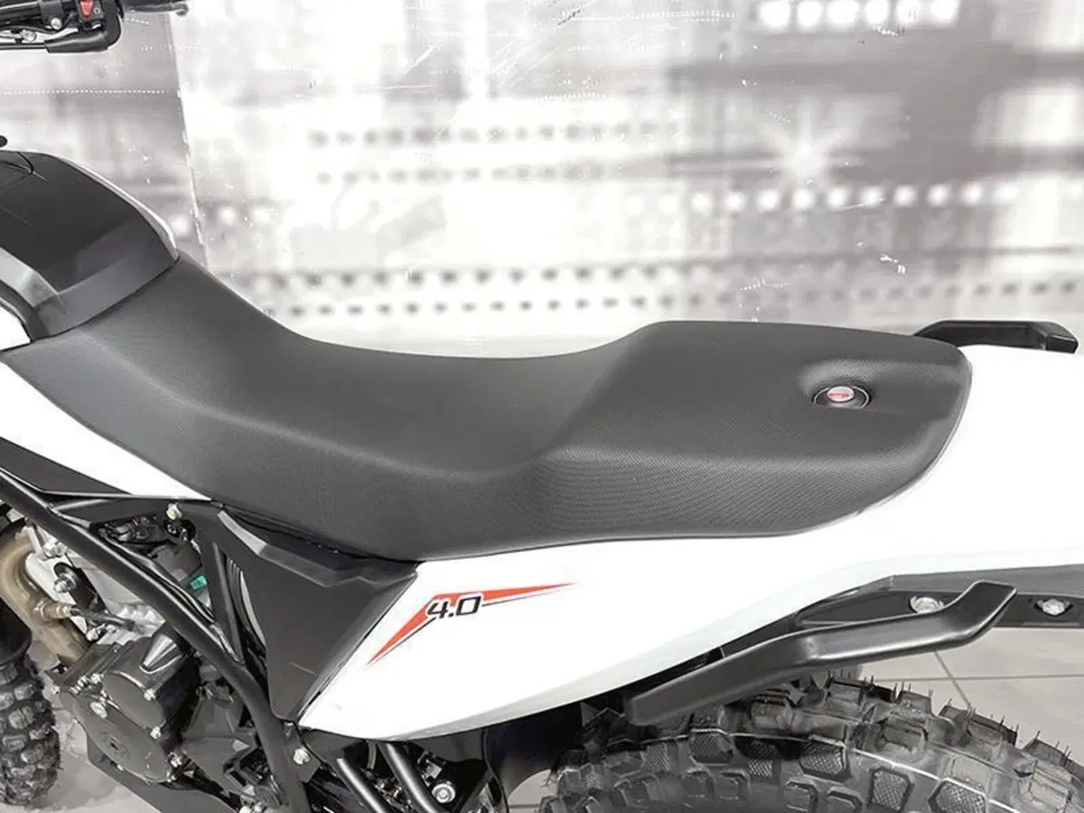 Betamotor Alp 4.0 (2024 - 26) (4)