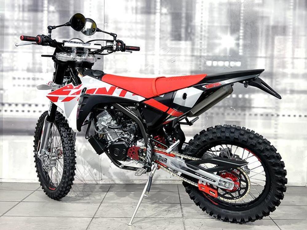 Fantic Motor XEF 125 Competition (2025) (2)