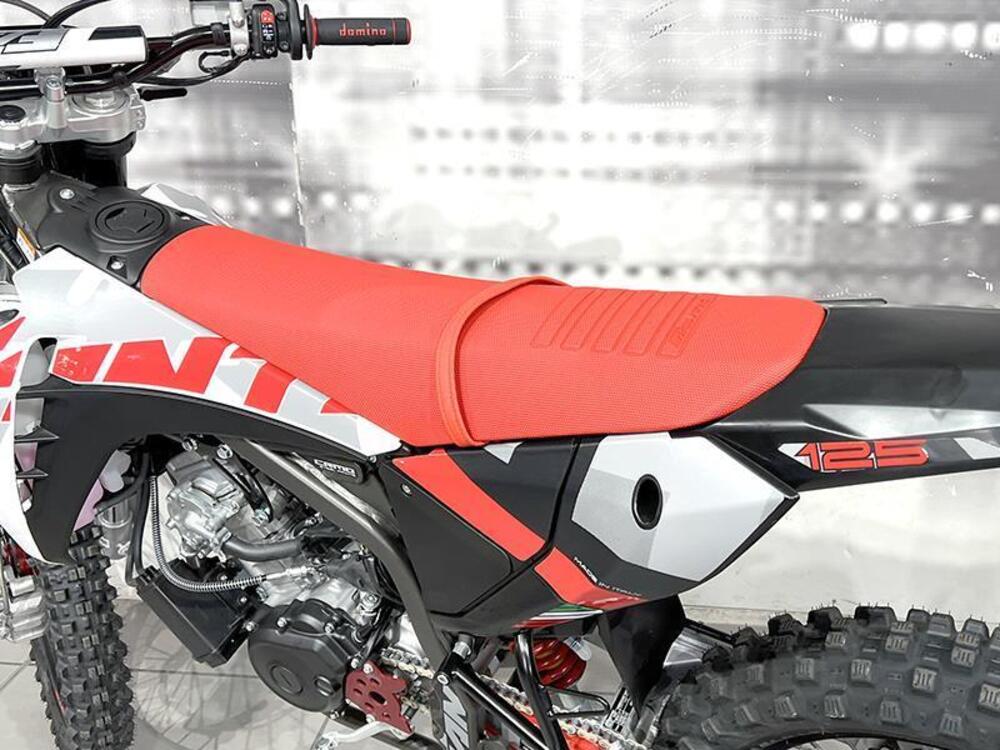 Fantic Motor XEF 125 Competition (2025) (4)