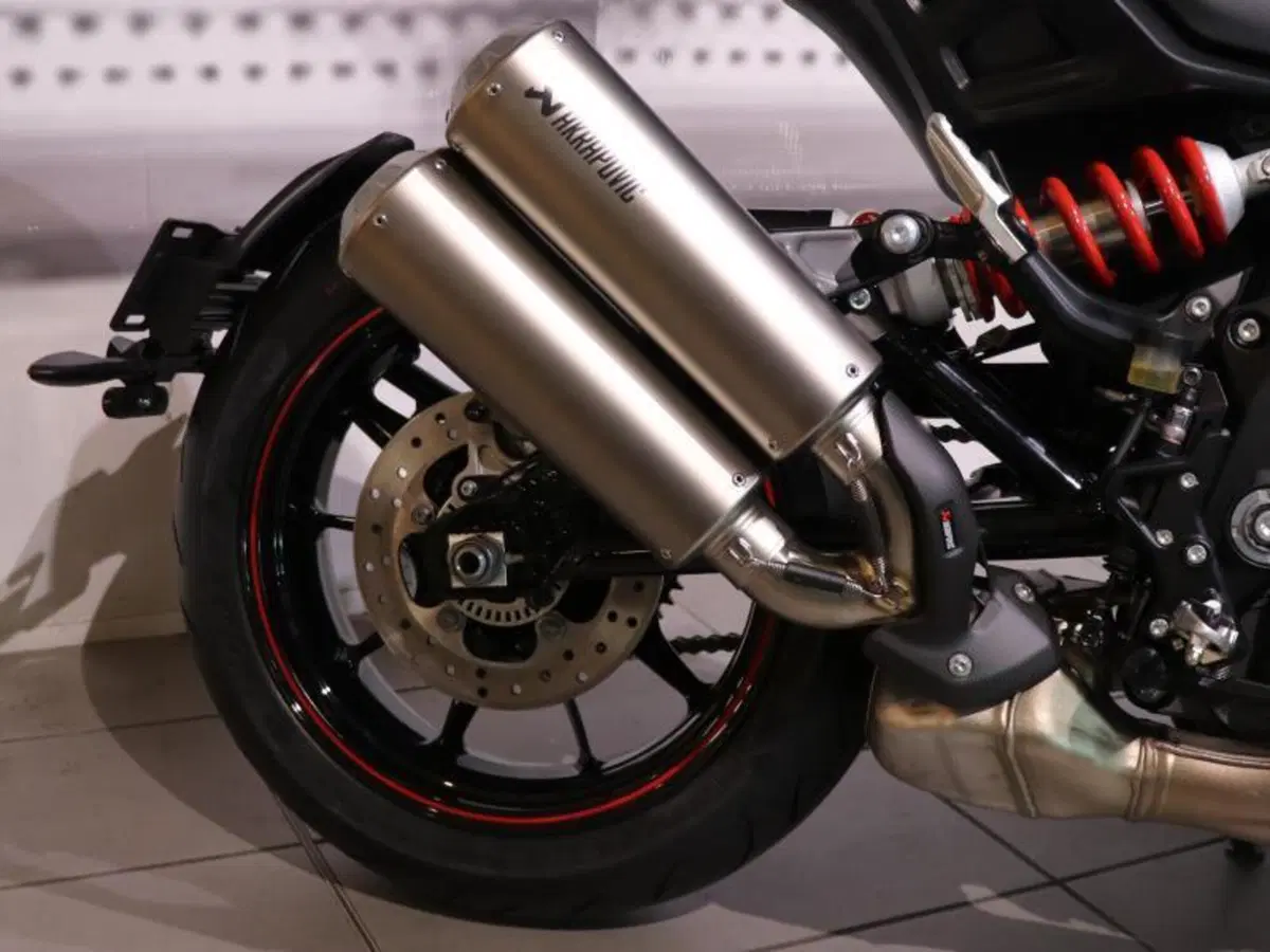 Indian FTR 1200 (2021 - 25) (4)