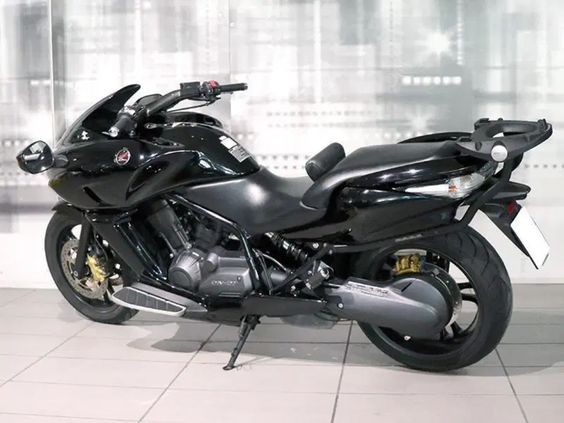 Honda DN-01 (2)