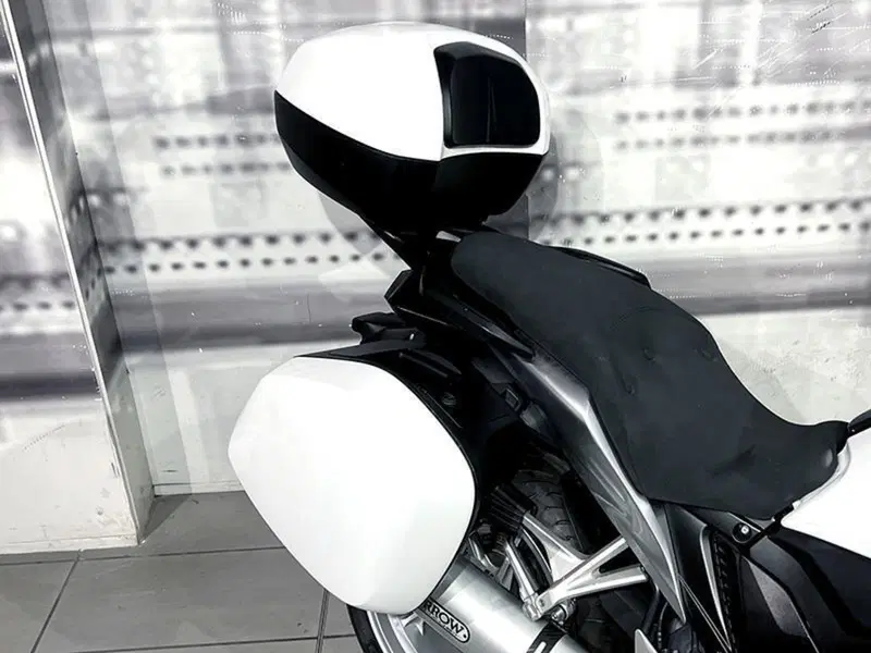 Honda VFR 1200 F ABS (2009 - 16) (4)