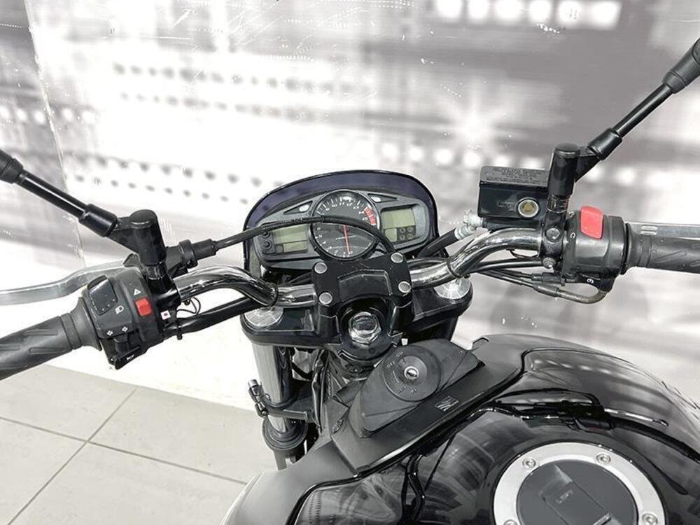 Suzuki GSR 600 (2006 - 11) (5)