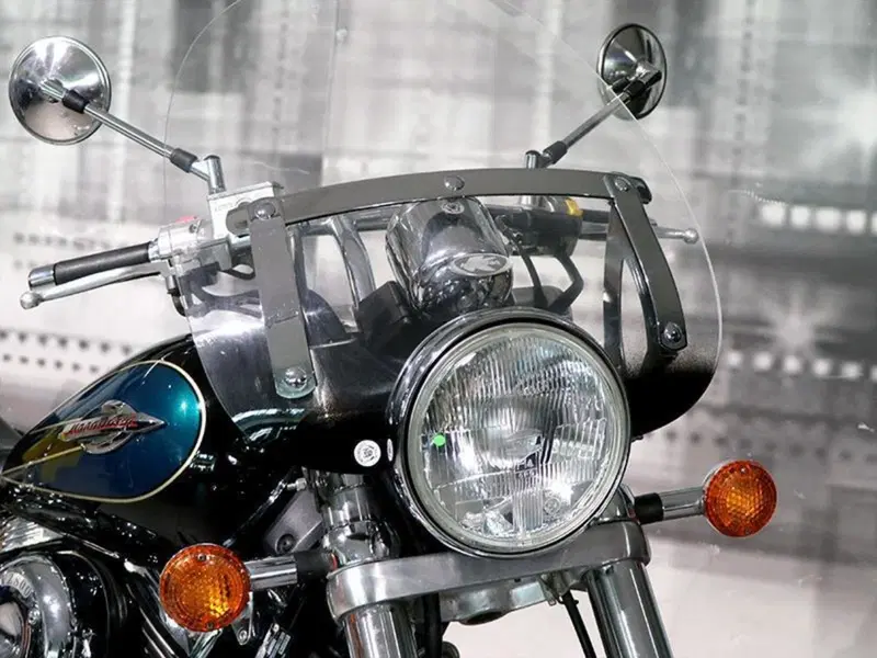 Suzuki Marauder VZ 800 (5)