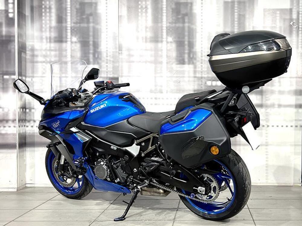 Suzuki GSX-S1000 (2021 - 25) (2)