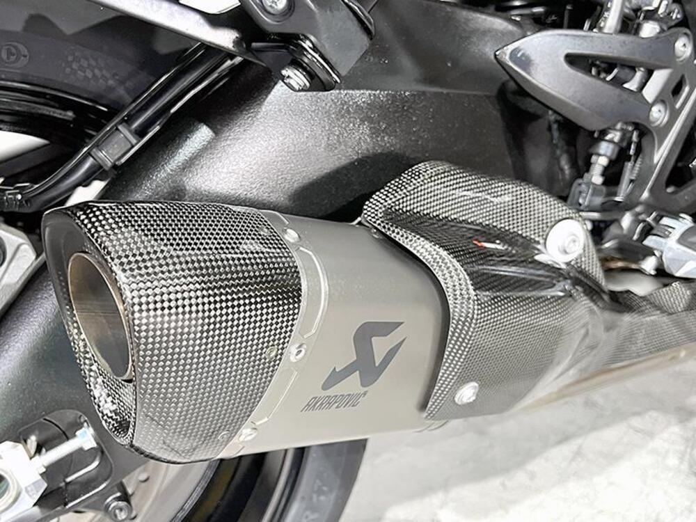 Suzuki GSX-S1000 (2021 - 25) (3)