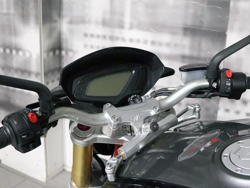 MV Agusta Brutale 800 RR (2015 - 16) (5)
