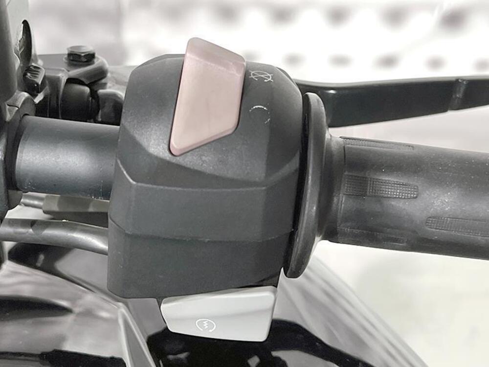 Bmw G 310 R (2016 - 20) (5)