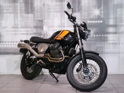 Moto Guzzi V7 II Racer (2015 - 17) usata