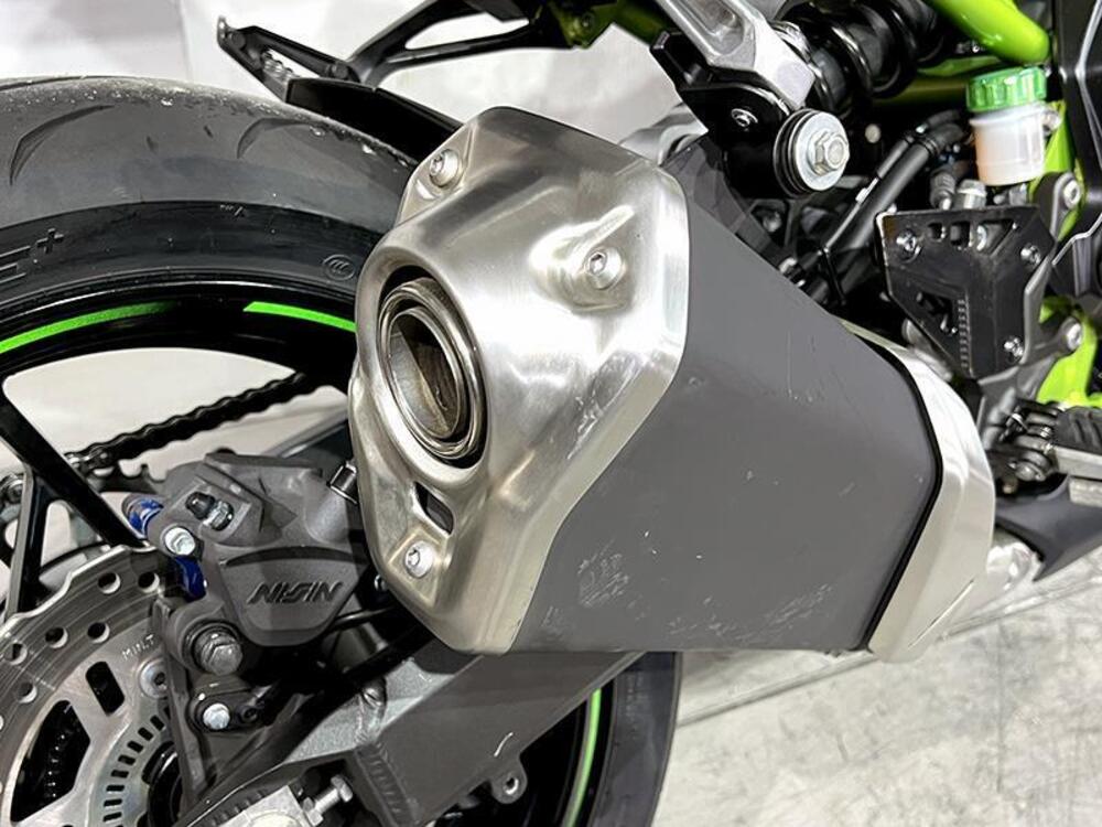 Kawasaki Z 900 (2017 - 18) (3)