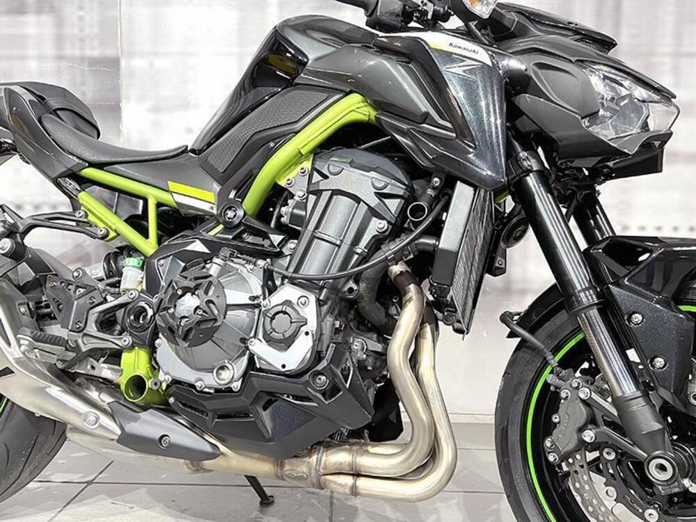 Kawasaki Z 900 (2017 - 18) (4)