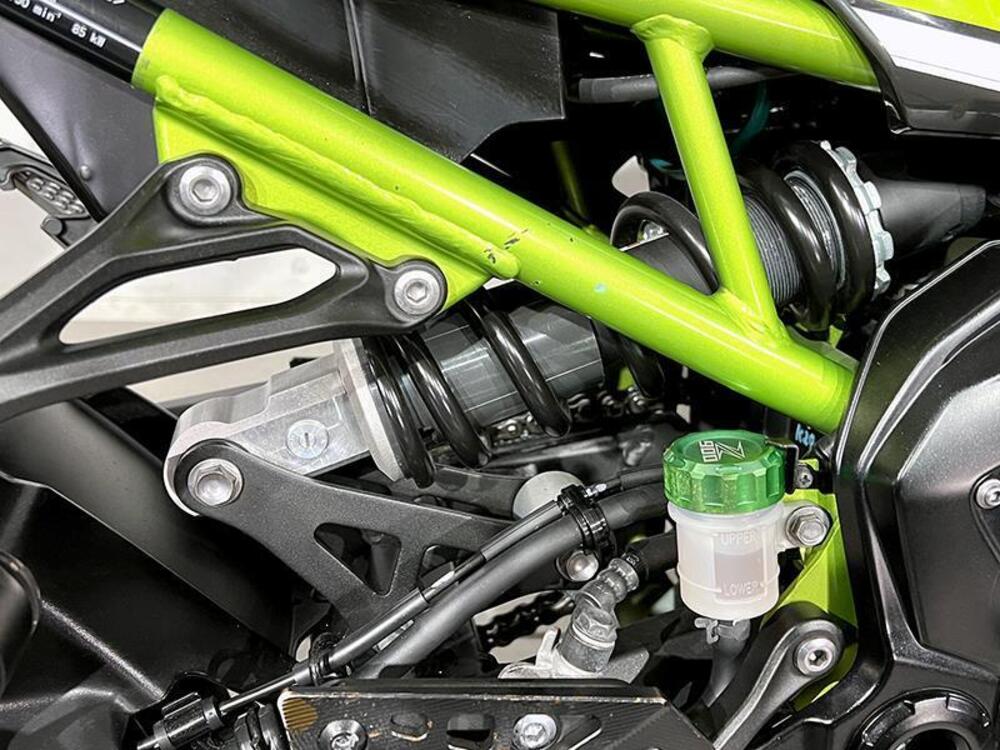 Kawasaki Z 900 (2017 - 18) (5)