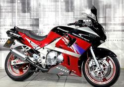 Kawasaki ZZR 600 (1990 - 00) usata