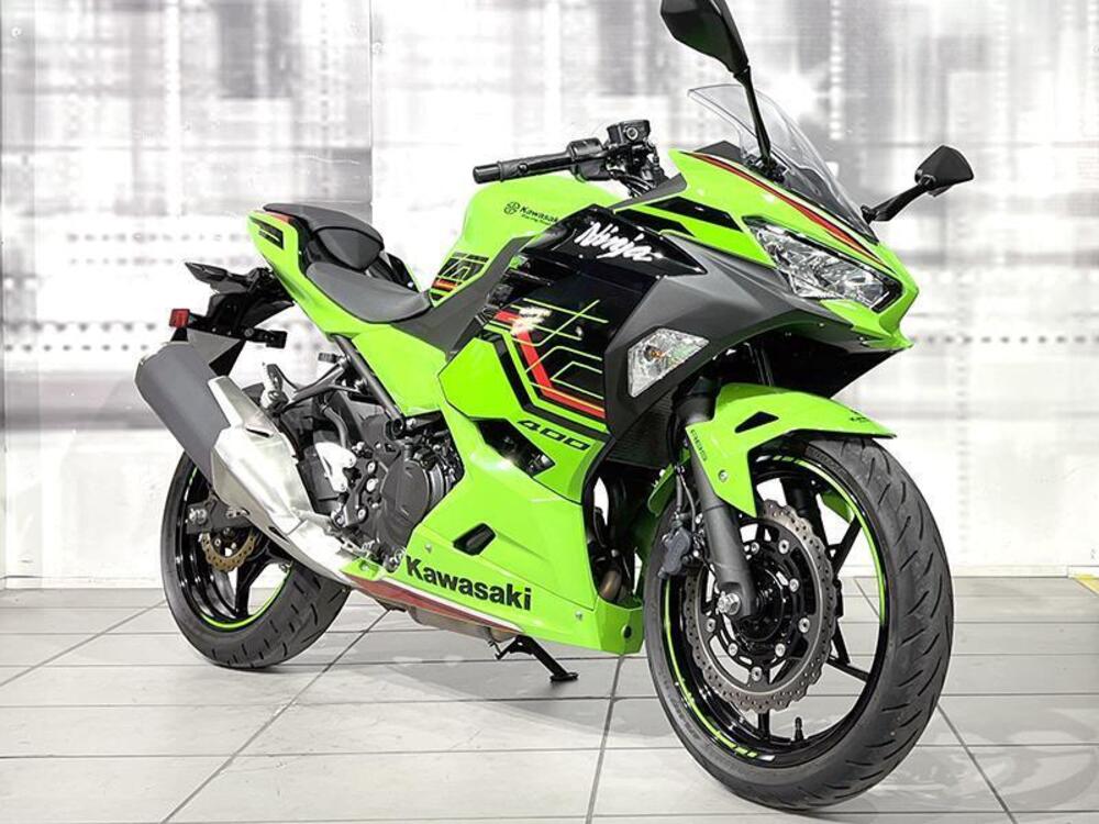Kawasaki Ninja 400 (2023)