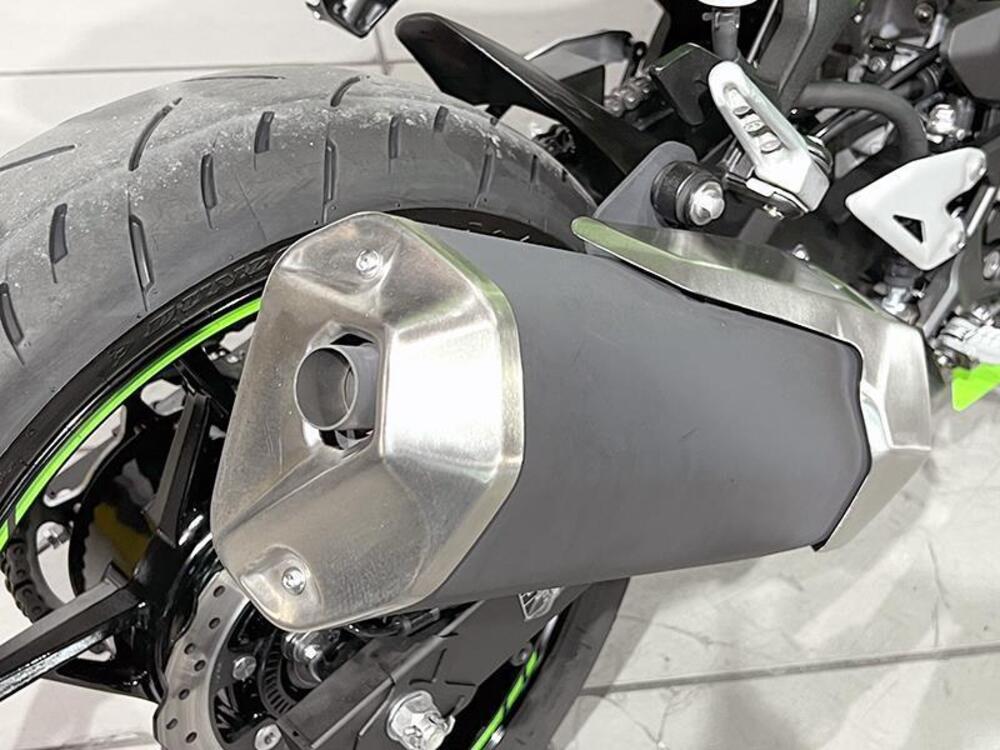 Kawasaki Ninja 400 (2023) (3)