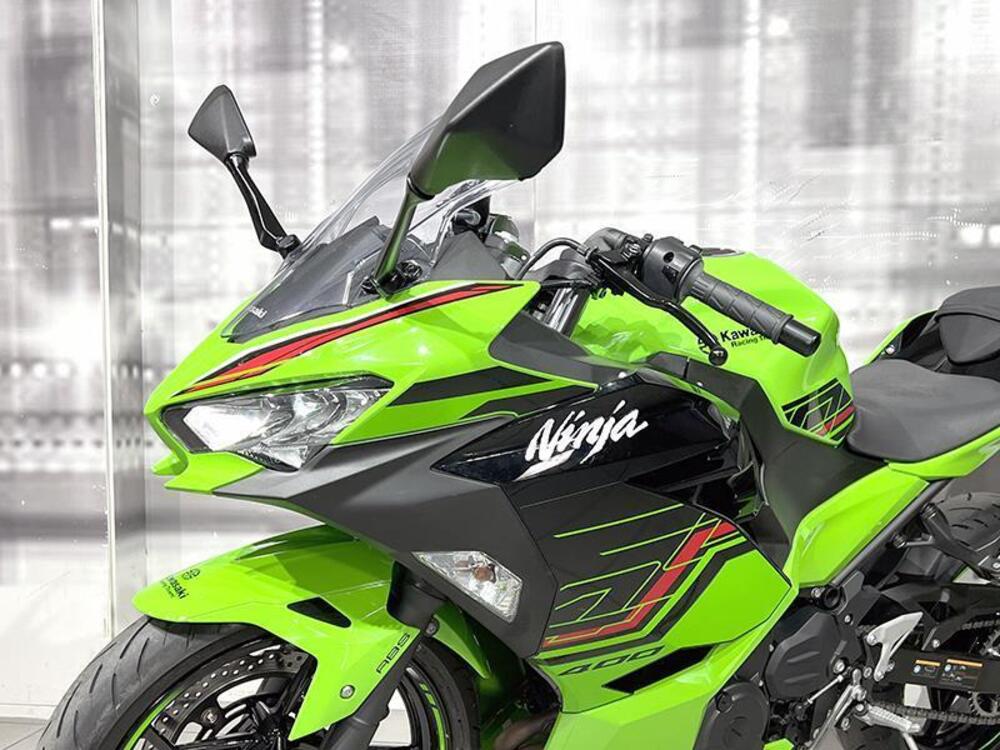Kawasaki Ninja 400 (2023) (4)