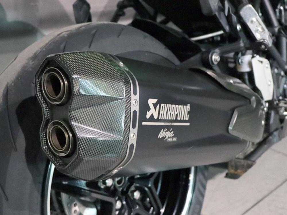 Kawasaki Ninja H2 SX SE (2023 - 26) (4)