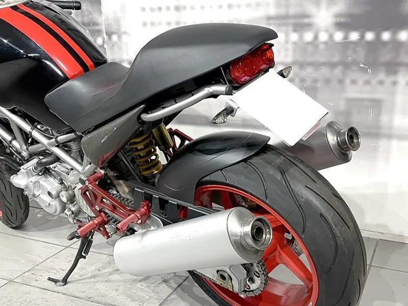 Ducati Monster S4 (2001 - 03) (4)
