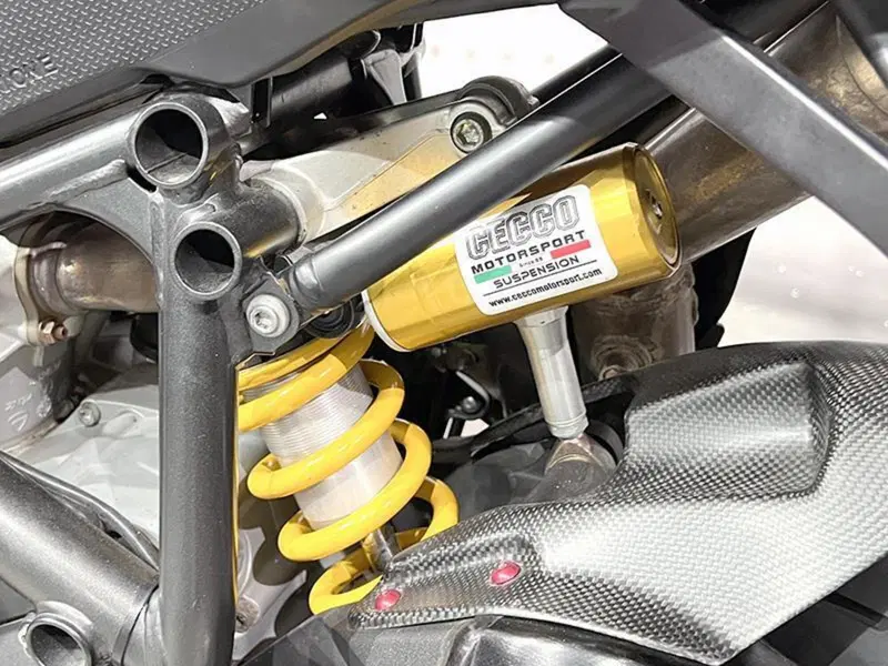 Ducati 1198 (2009 - 12) (4)