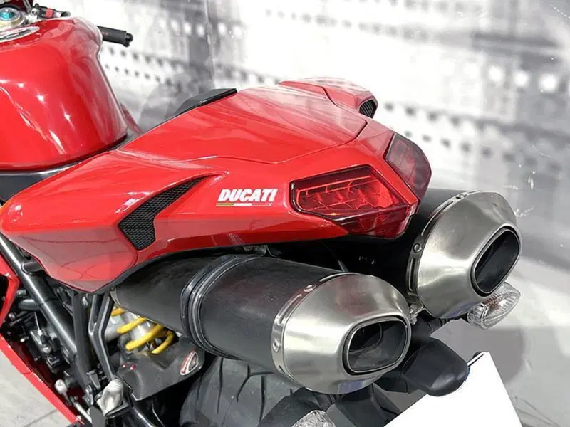 Ducati 1198 (2009 - 12) (5)